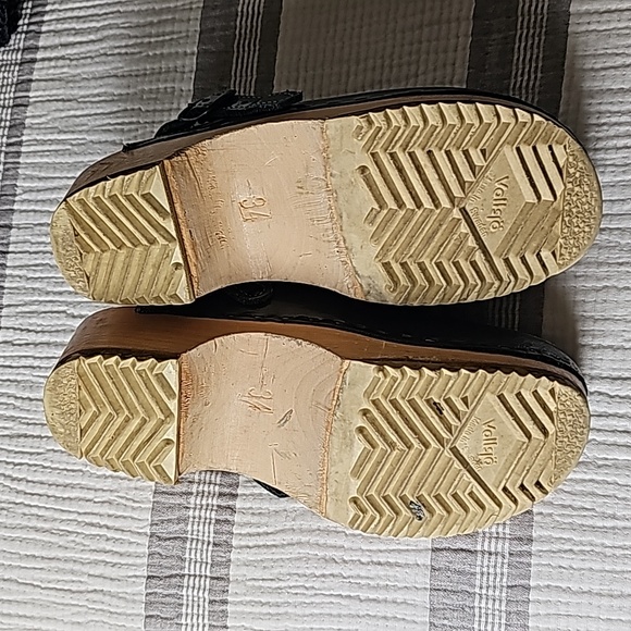 Sven Swedish Clogs - Picture 2 of 5